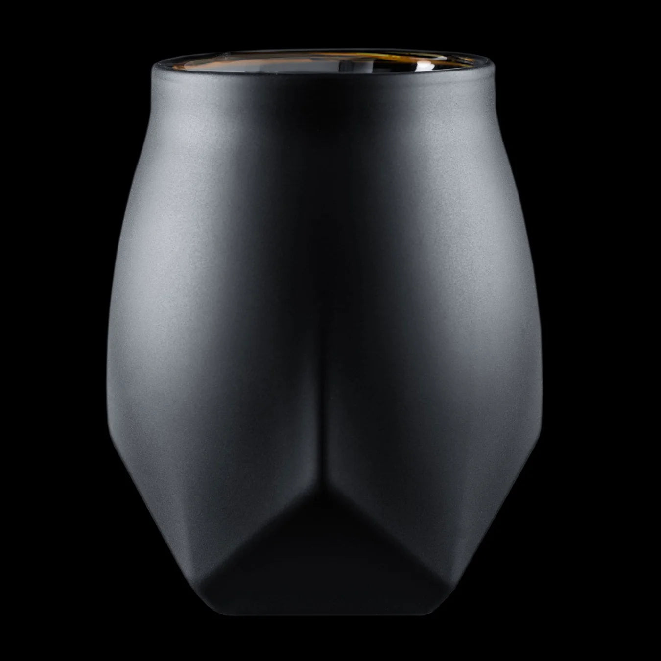 Double-walled matte black nosing glass that illuminates the whisky inside due to its reflective double-walled construction