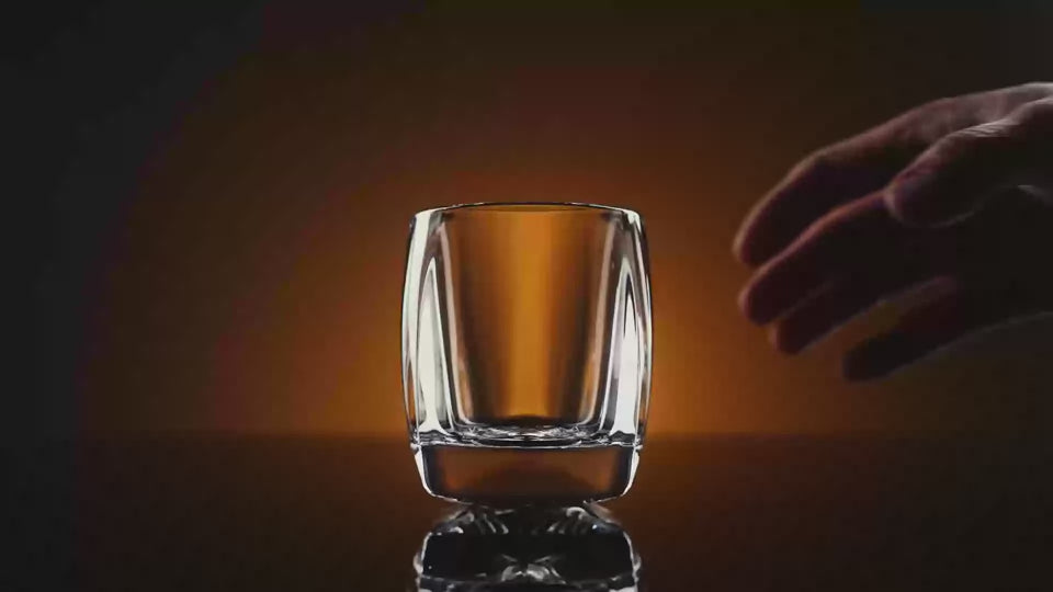 A feature highlighting the range of the Rauk Heavy Tumbler collection 250 mL and 350 mL in all three colorways